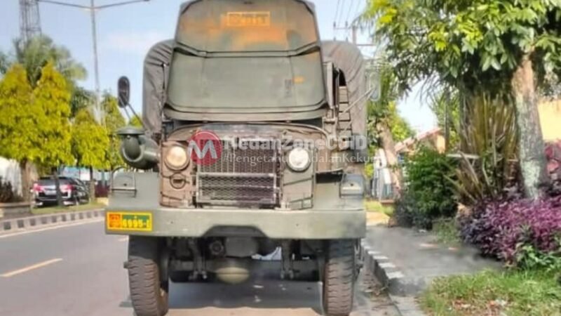 Foto Truk Yang di tuduh Bekingi Perjudian Markas Las Vegas KM 18