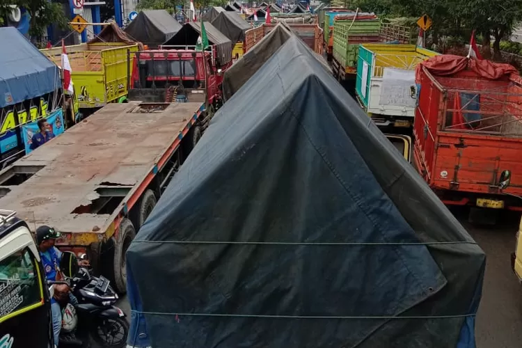 Pungli Kepada Sopir Truk